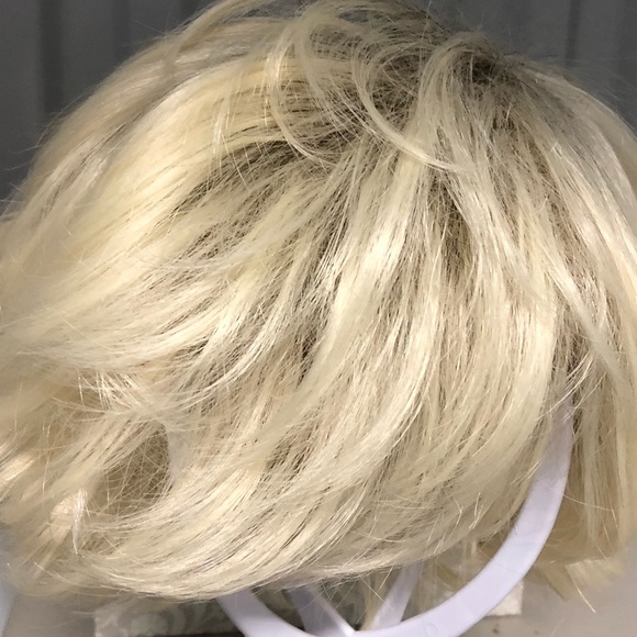 DIY SYNTHETIC BLONDE FLIP WIG 27C/316 - Picture 3 of 8